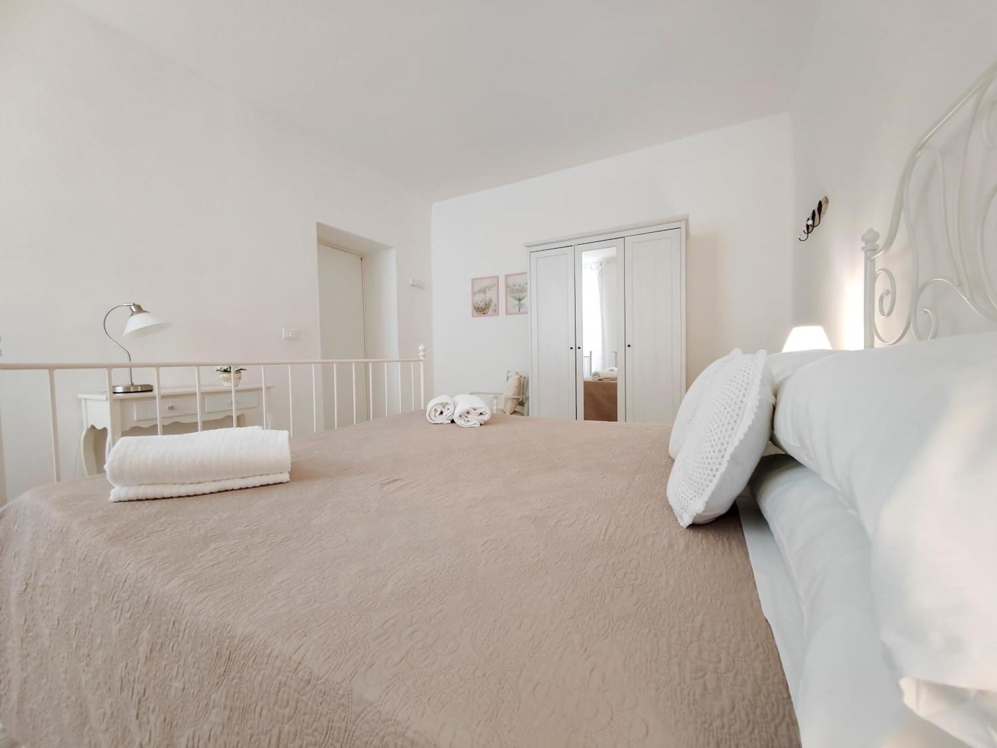 מונופולי Carpe Diem B&B E Case Vacanza מראה חיצוני תמונה